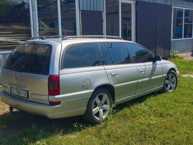 Сірий Опель Омега, об'ємом двигуна 2.5 л та пробігом 251 тис. км за 2200 $, фото 2 на Automoto.ua