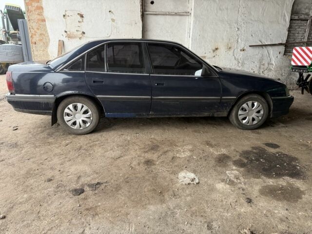 Синій Опель Омега, об'ємом двигуна 2 л та пробігом 1000 тис. км за 954 $, фото 7 на Automoto.ua