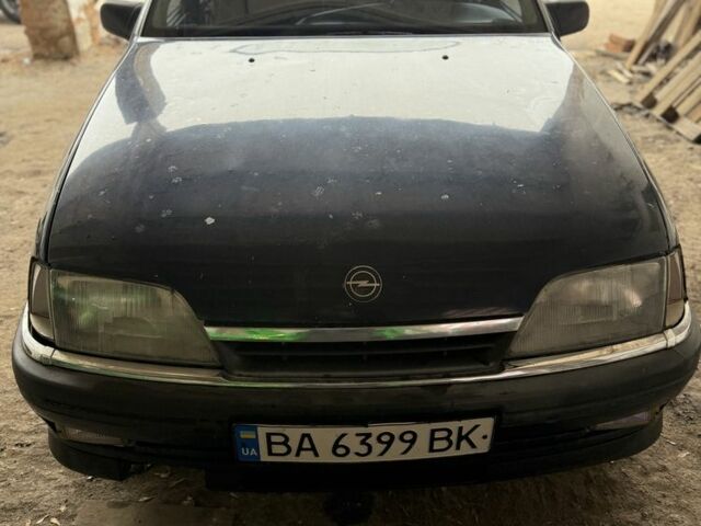 Синій Опель Омега, об'ємом двигуна 2 л та пробігом 1000 тис. км за 954 $, фото 3 на Automoto.ua