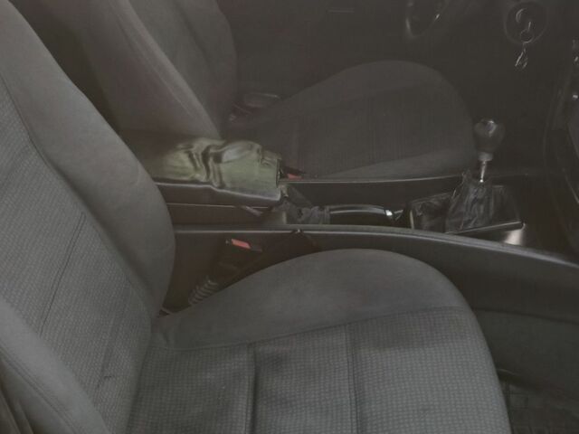 Синій Опель Омега, об'ємом двигуна 2.2 л та пробігом 230 тис. км за 1450 $, фото 5 на Automoto.ua