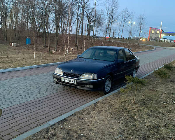 Опель Омега 1987 в Тлумаче на Automoto.ua Синий Опель Омега, объемом двигателя 2 л и пробегом 300 тыс. км за 800 $, фото 9 на Automoto.ua