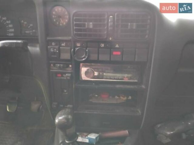 Синий Опель Омега, объемом двигателя 2 л и пробегом 456 тыс. км за 900 $, фото 12 на Automoto.ua