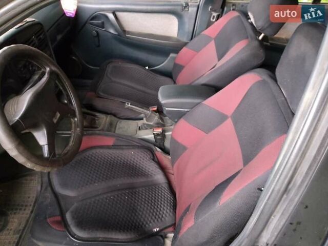 Синий Опель Омега, объемом двигателя 2 л и пробегом 456 тыс. км за 900 $, фото 7 на Automoto.ua