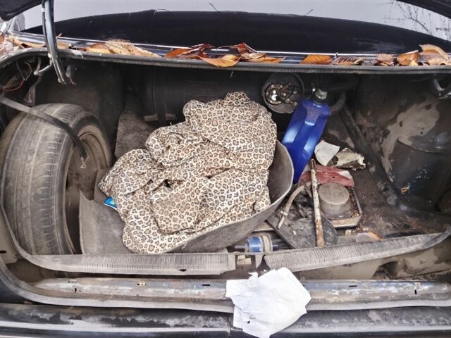 Синий Опель Омега, объемом двигателя 2 л и пробегом 400 тыс. км за 403 $, фото 3 на Automoto.ua