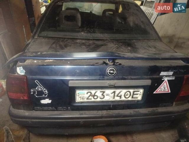 Опель Омега 1988 в Дрогобыче на Automoto.ua Синий Опель Омега, объемом двигателя 2.4 л и пробегом 250 тыс. км за 850 $, фото 7 на Automoto.ua