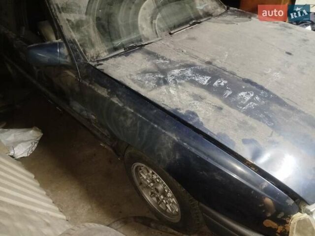 Опель Омега 1988 в Дрогобыче на Automoto.ua Синий Опель Омега, объемом двигателя 2.4 л и пробегом 250 тыс. км за 850 $, фото 4 на Automoto.ua