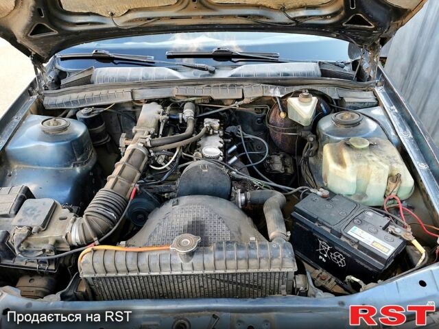 Синий Опель Омега, объемом двигателя 20 л и пробегом 265 тыс. км за 1100 $, фото 6 на Automoto.ua