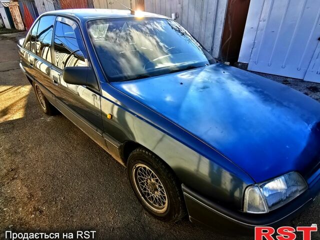 Синий Опель Омега, объемом двигателя 20 л и пробегом 265 тыс. км за 1100 $, фото 9 на Automoto.ua