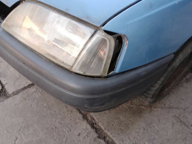 Синий Опель Омега, объемом двигателя 2 л и пробегом 30 тыс. км за 665 $, фото 1 на Automoto.ua