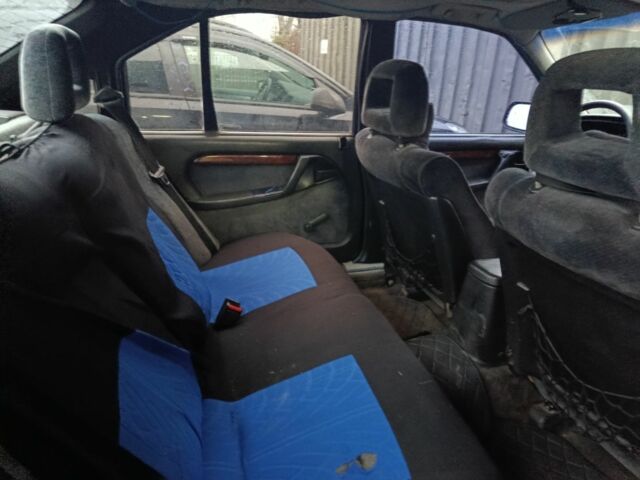 Синій Опель Омега, об'ємом двигуна 2 л та пробігом 521 тис. км за 1800 $, фото 1 на Automoto.ua