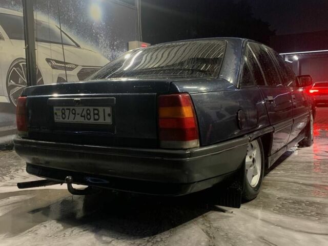 Синій Опель Омега, об'ємом двигуна 2 л та пробігом 410 тис. км за 1100 $, фото 3 на Automoto.ua