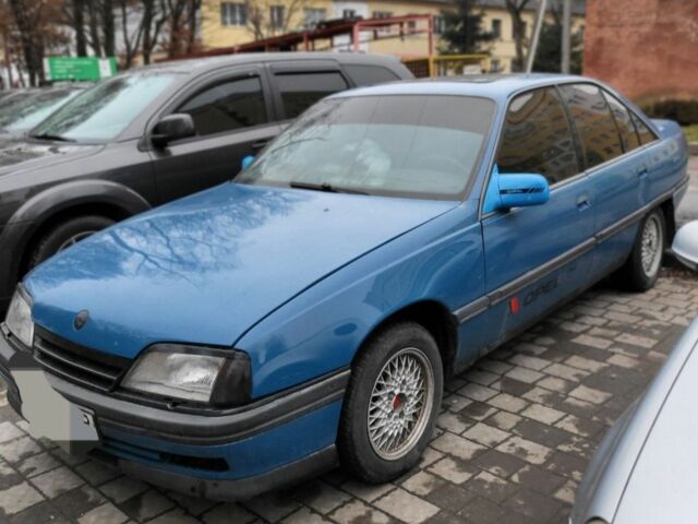 Синий Опель Омега, объемом двигателя 2 л и пробегом 280 тыс. км за 874 $, фото 3 на Automoto.ua