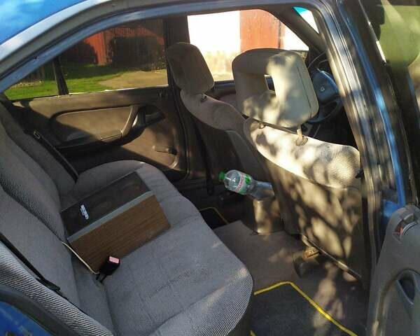 Синій Опель Омега, об'ємом двигуна 2 л та пробігом 270 тис. км за 1650 $, фото 9 на Automoto.ua