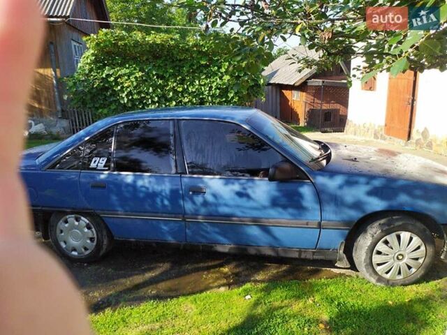 Синій Опель Омега, об'ємом двигуна 2 л та пробігом 270 тис. км за 1650 $, фото 6 на Automoto.ua
