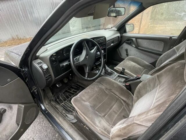 Опель Омега 1989 в Тетиеве на Automoto.ua Синий Опель Омега, объемом двигателя 2 л и пробегом 296 тыс. км за 1311 $, фото 6 на Automoto.ua