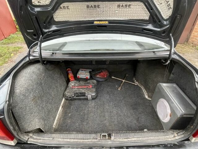 Опель Омега 1989 в Тетиеве на Automoto.ua Синий Опель Омега, объемом двигателя 2 л и пробегом 296 тыс. км за 1311 $, фото 4 на Automoto.ua