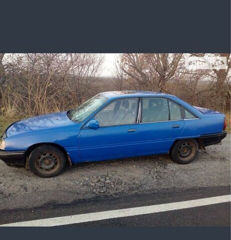 Синій Опель Омега, об'ємом двигуна 2 л та пробігом 420 тис. км за 950 $, фото 2 на Automoto.ua