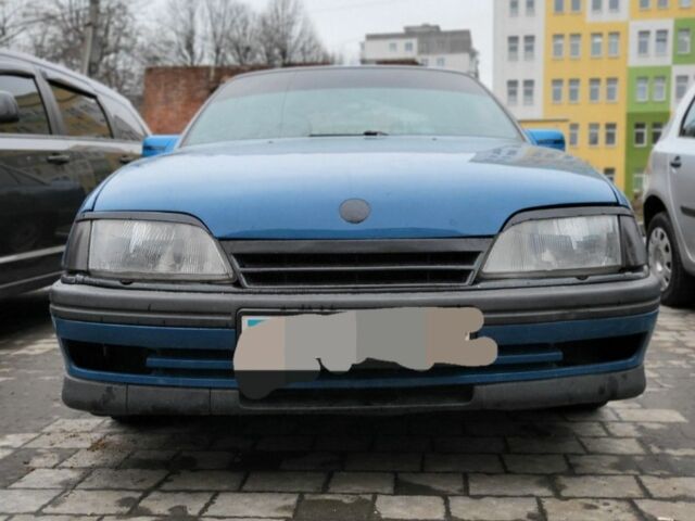 Синий Опель Омега, объемом двигателя 2 л и пробегом 280 тыс. км за 874 $, фото 2 на Automoto.ua