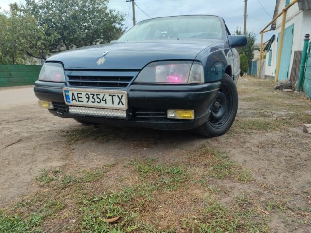 Синій Опель Омега, об'ємом двигуна 2 л та пробігом 3 тис. км за 832 $, фото 6 на Automoto.ua