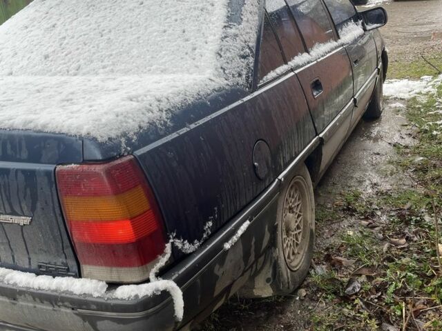 Синий Опель Омега, объемом двигателя 2 л и пробегом 100 тыс. км за 355 $, фото 4 на Automoto.ua