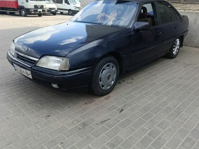 Синий Опель Омега, объемом двигателя 2 л и пробегом 225 тыс. км за 971 $, фото 5 на Automoto.ua