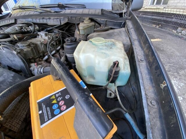 Синий Опель Омега, объемом двигателя 2 л и пробегом 200 тыс. км за 550 $, фото 11 на Automoto.ua