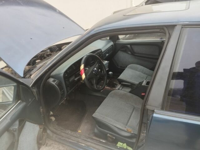 Синий Опель Омега, объемом двигателя 2 л и пробегом 580 тыс. км за 835 $, фото 6 на Automoto.ua