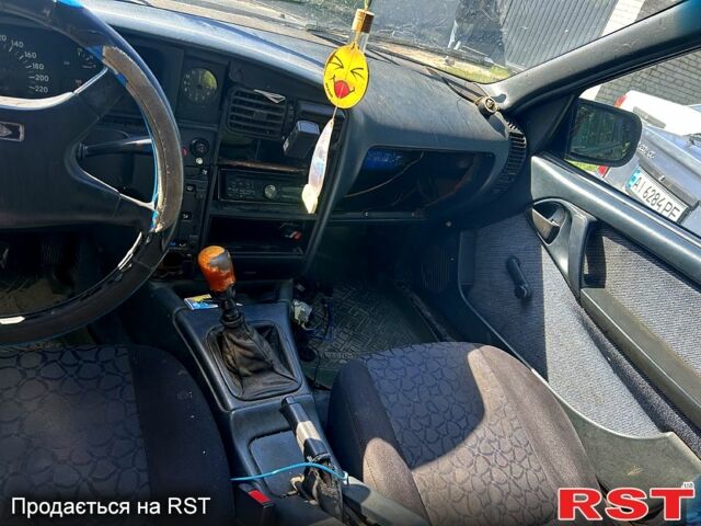 Синій Опель Омега, об'ємом двигуна 2 л та пробігом 100 тис. км за 480 $, фото 3 на Automoto.ua
