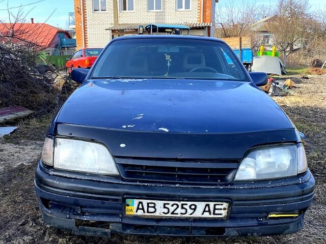 Синий Опель Омега, объемом двигателя 20 л и пробегом 400 тыс. км за 800 $, фото 2 на Automoto.ua