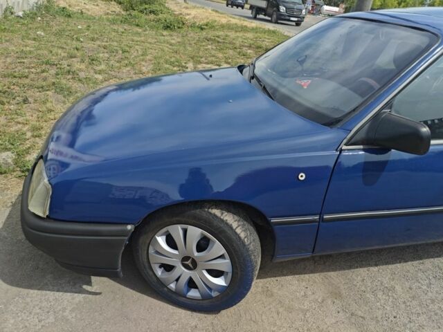 Синий Опель Омега, объемом двигателя 2 л и пробегом 240 тыс. км за 800 $, фото 7 на Automoto.ua