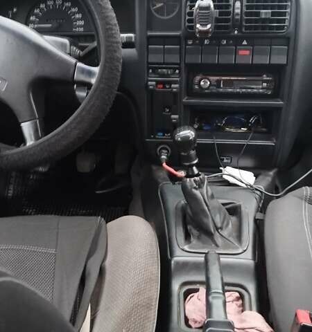 Синий Опель Омега, объемом двигателя 2 л и пробегом 202 тыс. км за 1800 $, фото 6 на Automoto.ua