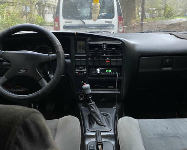 Синій Опель Омега, об'ємом двигуна 2 л та пробігом 396 тис. км за 999 $, фото 3 на Automoto.ua