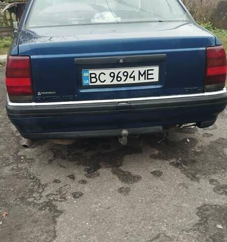 Синий Опель Омега, объемом двигателя 2 л и пробегом 202 тыс. км за 1800 $, фото 1 на Automoto.ua