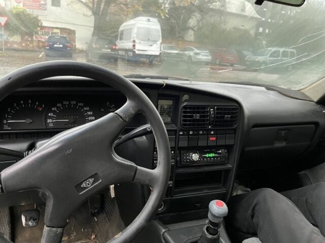 Опель Омега 1992 в Черновцах на Automoto.ua Синий Опель Омега, объемом двигателя 2 л и пробегом 4 тыс. км за 650 $, фото 3 на Automoto.ua