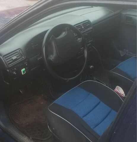 Синий Опель Омега, объемом двигателя 2 л и пробегом 3 тыс. км за 784 $, фото 5 на Automoto.ua