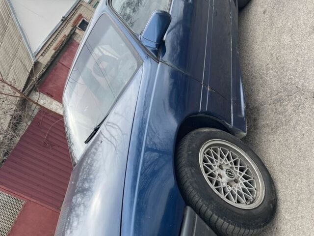 Синий Опель Омега, объемом двигателя 2 л и пробегом 140 тыс. км за 1084 $, фото 4 на Automoto.ua