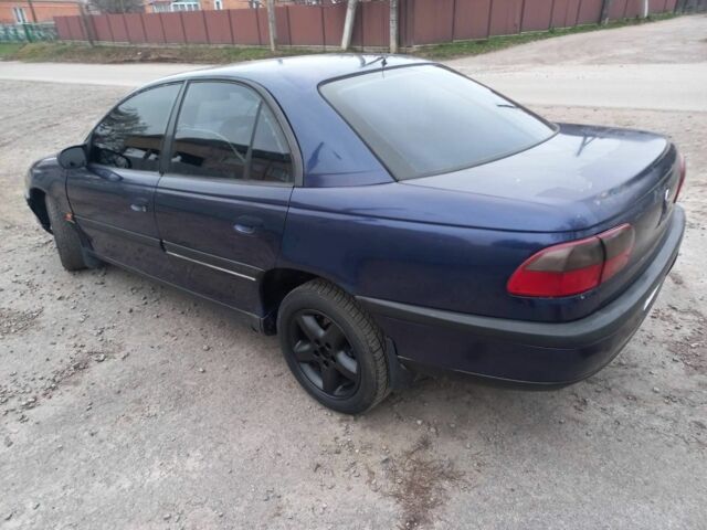 Синій Опель Омега, об'ємом двигуна 2 л та пробігом 1 тис. км за 1700 $, фото 6 на Automoto.ua