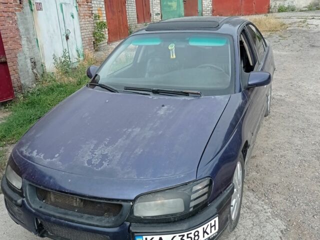 Синий Опель Омега, объемом двигателя 3 л и пробегом 216 тыс. км за 800 $, фото 4 на Automoto.ua