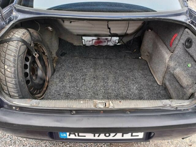 Синій Опель Омега, об'ємом двигуна 2 л та пробігом 1 тис. км за 1700 $, фото 1 на Automoto.ua