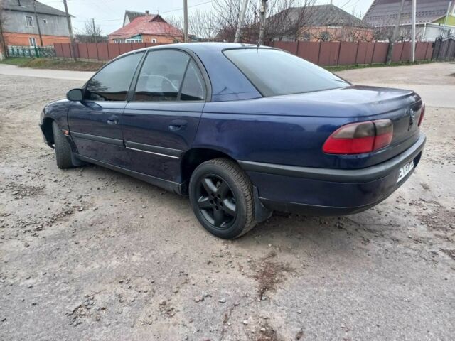 Синій Опель Омега, об'ємом двигуна 2 л та пробігом 1 тис. км за 1700 $, фото 5 на Automoto.ua