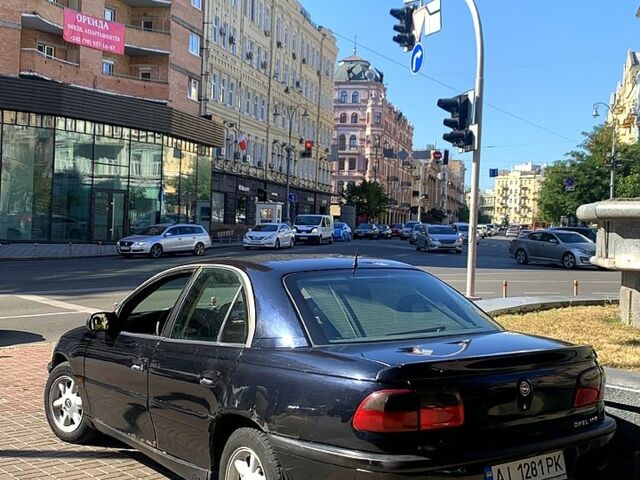 Синий Опель Омега, объемом двигателя 2.5 л и пробегом 425 тыс. км за 1999 $, фото 8 на Automoto.ua