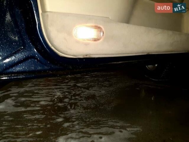 Синий Опель Омега, объемом двигателя 2.5 л и пробегом 381 тыс. км за 3000 $, фото 6 на Automoto.ua