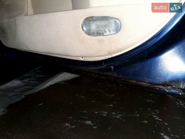 Синий Опель Омега, объемом двигателя 2.5 л и пробегом 381 тыс. км за 3000 $, фото 3 на Automoto.ua
