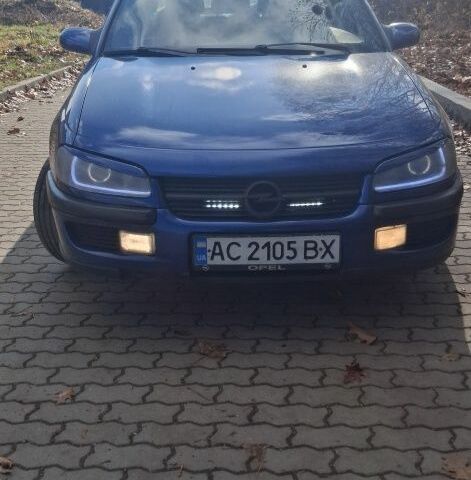 Синий Опель Омега, объемом двигателя 2 л и пробегом 520 тыс. км за 3500 $, фото 1 на Automoto.ua