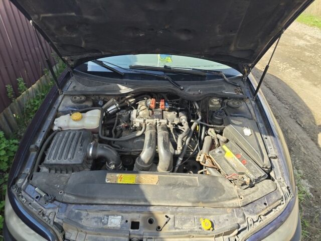 Синій Опель Омега, об'ємом двигуна 3 л та пробігом 420 тис. км за 1500 $, фото 5 на Automoto.ua