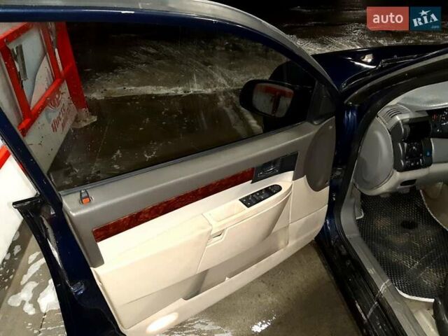 Синий Опель Омега, объемом двигателя 2.5 л и пробегом 381 тыс. км за 3000 $, фото 2 на Automoto.ua