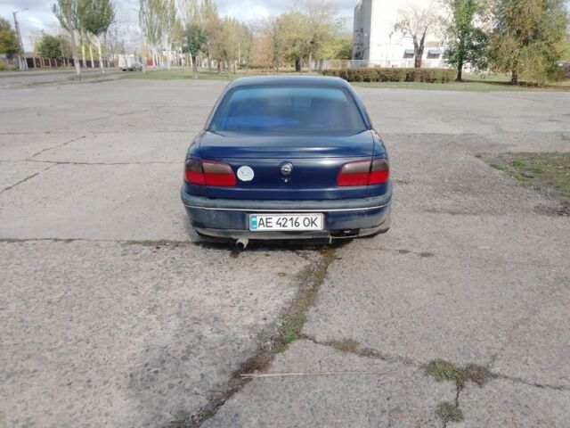 Синій Опель Омега, об'ємом двигуна 2 л та пробігом 383 тис. км за 1441 $, фото 3 на Automoto.ua