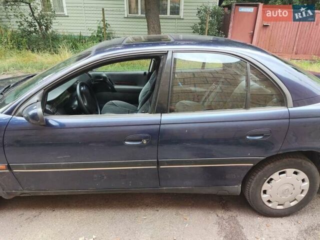Синій Опель Омега, об'ємом двигуна 2 л та пробігом 312 тис. км за 1200 $, фото 2 на Automoto.ua