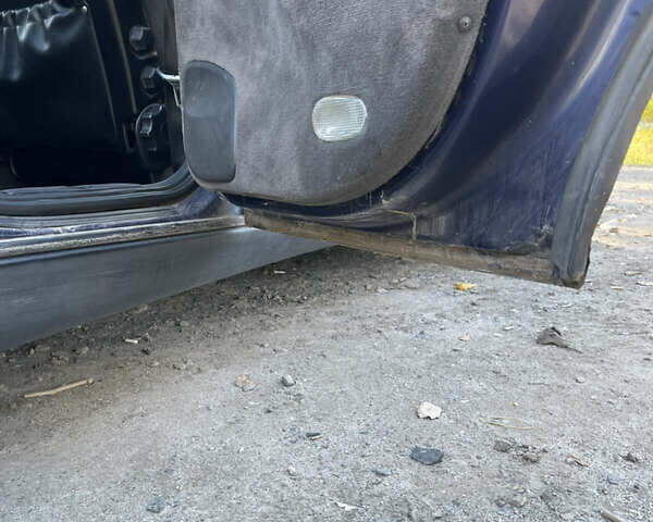 Синий Опель Омега, объемом двигателя 2.5 л и пробегом 480 тыс. км за 1799 $, фото 9 на Automoto.ua