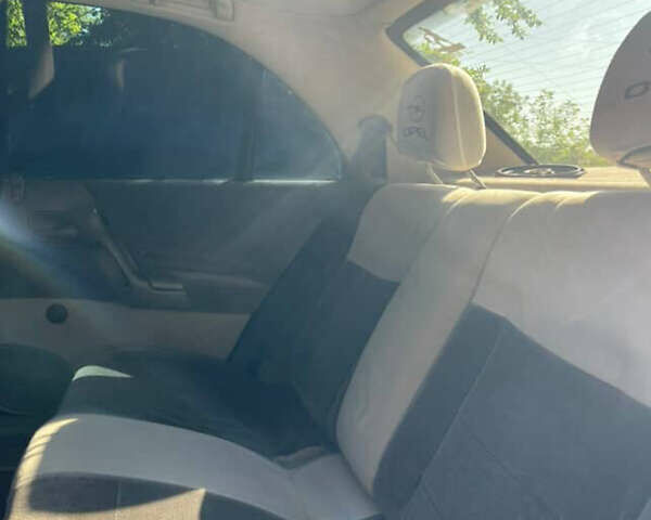 Синій Опель Омега, об'ємом двигуна 2 л та пробігом 30 тис. км за 1650 $, фото 5 на Automoto.ua